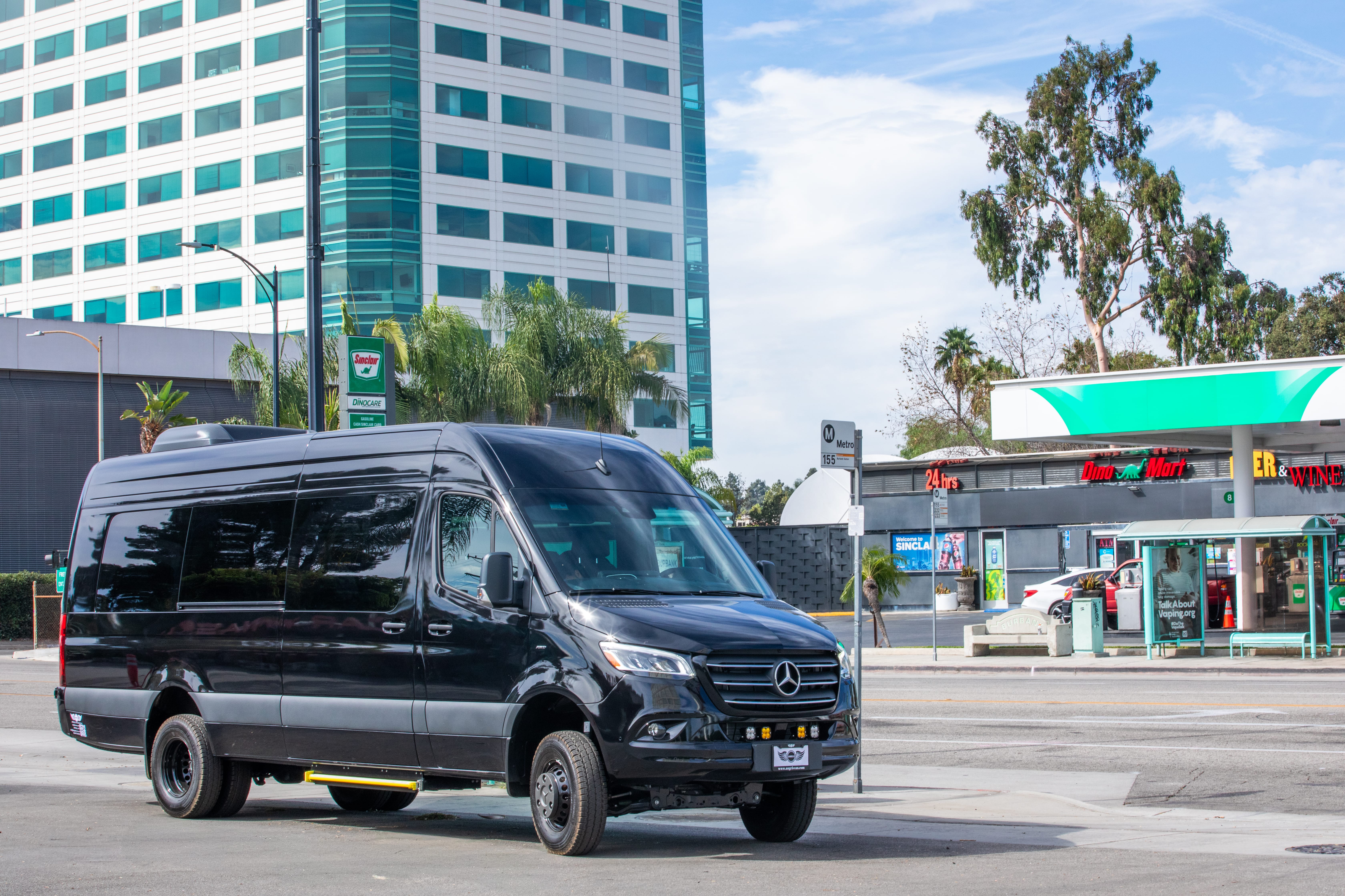 MERCEDEZ-BENZ SPRINTER 3500 AWD 14 PASSENGER Image 38